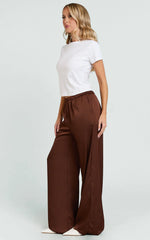 Gloria Pants - Low Rise Straight Leg Pants in Chocolate