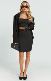 Pia Mini Skirt - Fitted Knee Length Skirt in Black