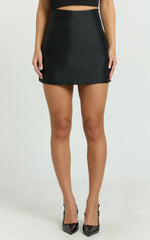 Janice Mini Skirt - line Skirt in Black