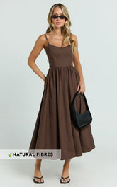Braelyn Midi Dress - Scoop Neck Flare Dress in Chocolate