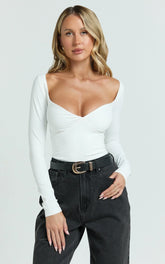 Kailey Top - Long Sleeve Sweetheart Neckline Gathered Top in White