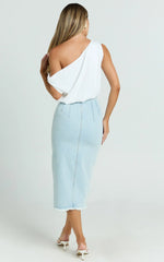 Janeve Midi Skirt - Front Split Denim Skirt in MID WASH