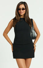 Lupe Mini Skort - Bodycon Workwear Skort in Black