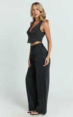 Fergie Jeans - Denim High Waisted Straight Leg Denim Jeans in Washed Black