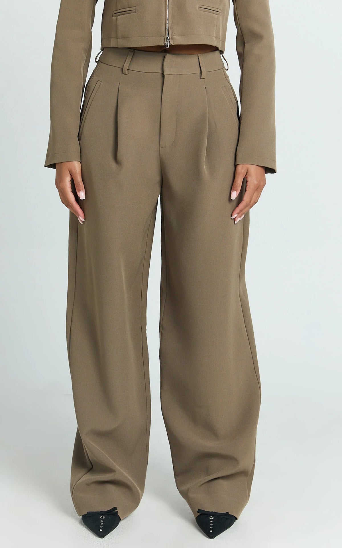 Inez Pants - High Waisted Barrell Leg Tailored Pants in Olive